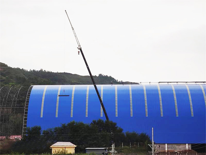 阿勒泰煤棚网架工程